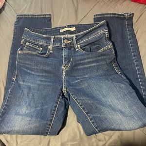 Levi Jeans style Classic Mid Rise Skinny Jeans size Women’s 4- Dark Wash